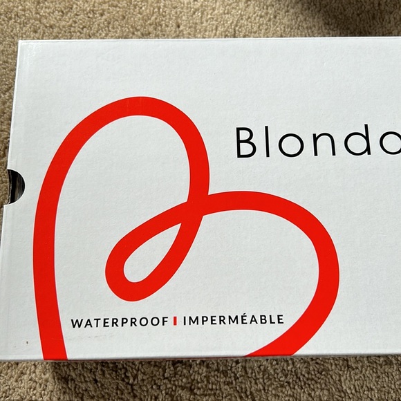 Blonde Dulce light blue suede loafer; never worn; original box - Picture 4 of 5